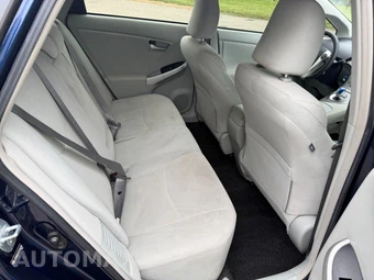 2012 Toyota Prius Two - miniatura 16