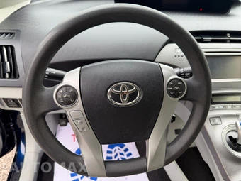 2012 Toyota Prius Two - miniatura 24