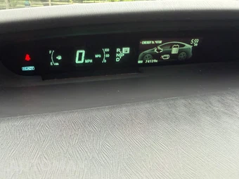 2012 Toyota Prius Two - miniatura 25