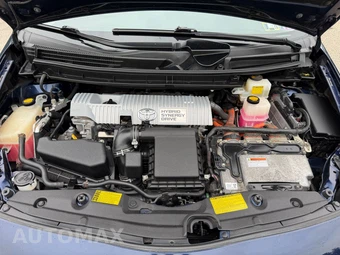 2012 Toyota Prius Two - miniatura 28