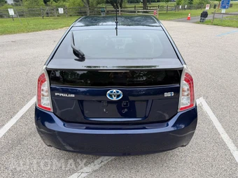 2012 Toyota Prius Two - miniatura 37