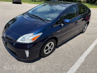 2012 Toyota Prius Two - miniatura 39