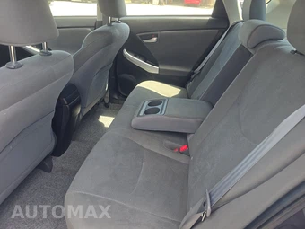 2012 Toyota Prius Two – miniatura 13