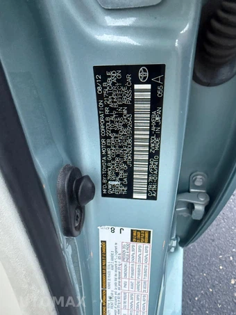 2012 Toyota Prius Two - miniatura 19