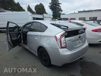 2012 Toyota Prius Two – miniatura 2