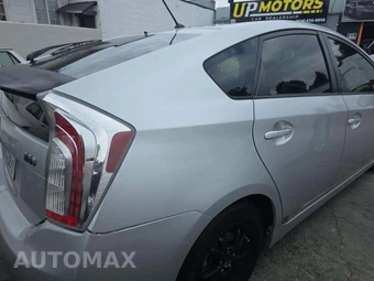 2012 Toyota Prius Two – miniatura 31