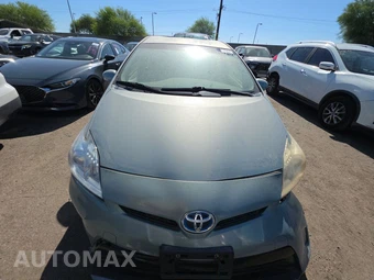 2012 Toyota Prius Two – miniatura 2