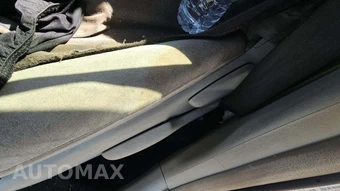 2012 Toyota Prius Two – miniatura 36