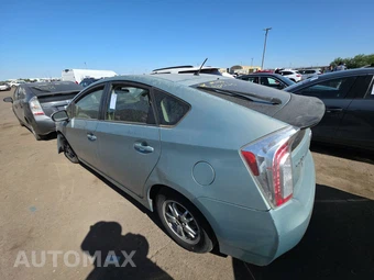 2012 Toyota Prius Two – miniatura 6