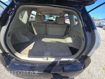 2012 Toyota Prius v Five - miniatura 14