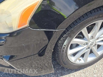 2012 Toyota Prius v Five - miniatura 31