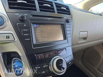2012 Toyota Prius v Five - miniatura 36