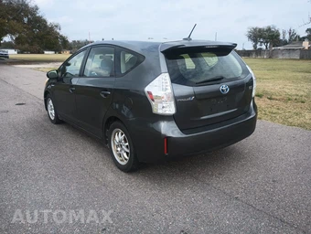 2012 Toyota Prius v Three - miniatura 6