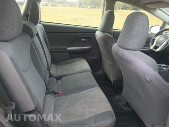 2012 Toyota Prius v Three - miniatura 7