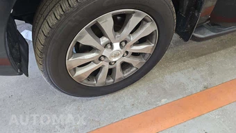 2012 Toyota Sequoia Limited – miniatura 33