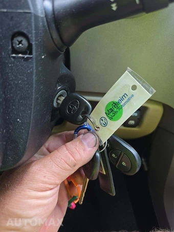 2012 Toyota Sequoia Limited – miniatura 8