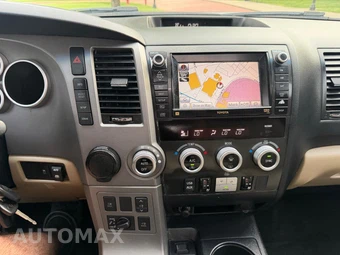 2012 Toyota Sequoia Platinum - miniatura 15