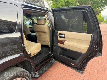 2012 Toyota Sequoia Platinum - miniatura 19