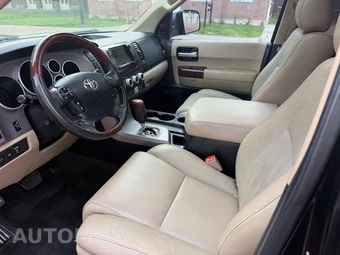 2012 Toyota Sequoia Platinum - miniatura 31