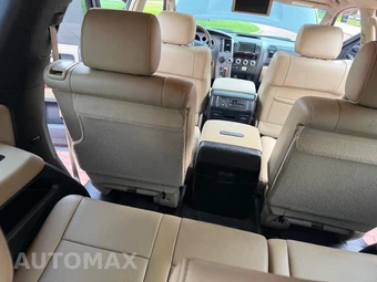 2012 Toyota Sequoia Platinum - miniatura 34