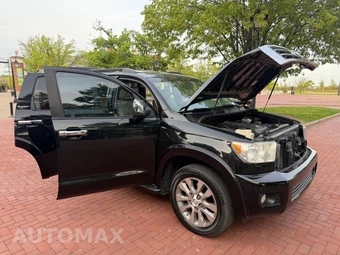 2012 Toyota Sequoia Platinum - miniatura 8