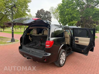 2012 Toyota Sequoia Platinum - miniatura 9