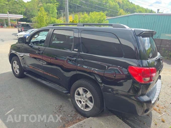 2012 Toyota Sequoia SR5 – miniatura 2