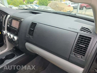 2012 Toyota Sequoia SR5 – miniatura 20
