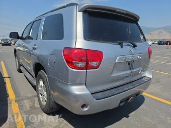 2012 Toyota Sequoia SR5 – miniatura 6