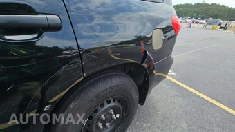 2012 Toyota Sequoia SR5 – miniatura 30
