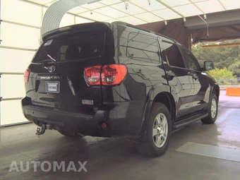 2012 Toyota Sequoia SR5 – miniatura 4