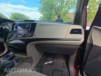 2012 Toyota Sienna 7-Passenger 119.3" WB – miniatura 20