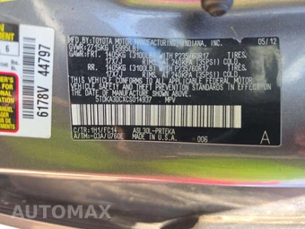 2012 Toyota Sienna LE 8-Passenger 119.3" WB - miniatura 5