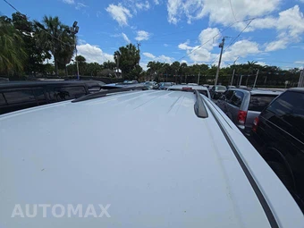 2012 Toyota Sienna LE 8-Passenger 119.3" WB - miniatura 12