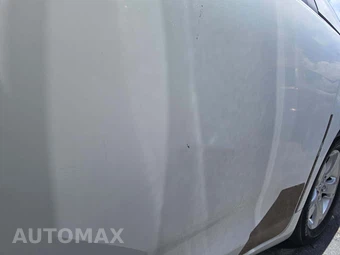 2012 Toyota Sienna LE 8-Passenger 119.3" WB - miniatura 35