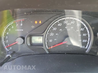 2012 Toyota Sienna LE 8-Passenger 119.3" WB - miniatura 12