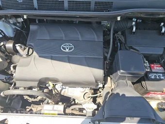 2012 Toyota Sienna LE 8-Passenger 119.3" WB - miniatura 16