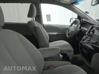 2012 Toyota Sienna LE 8-Passenger 119.3" WB – miniatura 8