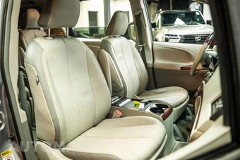 2012 Toyota Sienna Limited 7-Passenger 119.3" WB - miniatura 15