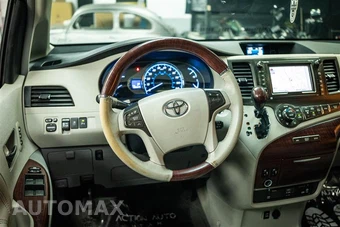 2012 Toyota Sienna Limited 7-Passenger 119.3" WB - miniatura 16