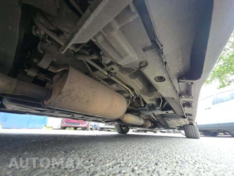 2012 Toyota Sienna XLE 7-Passenger 119.3" WB - miniatura 18
