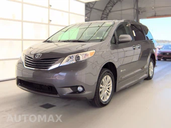2012 Toyota Sienna XLE 8-Passenger 119.3" WB