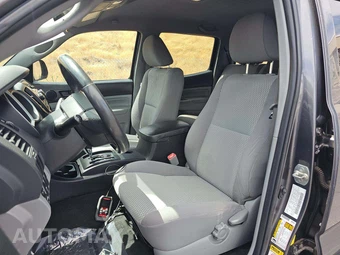 2012 Toyota Tacoma Crew Cab Medium Bed - miniatura 6