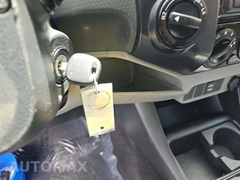 2012 Toyota Tacoma Crew Cab Medium Bed - miniatura 8