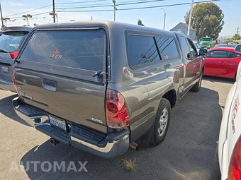 2012 Toyota Tacoma Extended Cab Medium Bed w/Rear Doors - miniatura 3