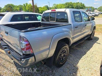 2012 Toyota Tacoma PreRunner Crew Cab Medium Bed - miniatura 3