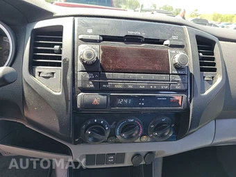2012 Toyota Tacoma PreRunner Crew Cab Medium Bed - miniatura 10