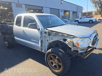 2012 Toyota Tacoma PreRunner Extended Cab Medium Bed w/Rear Doors - miniatura 3