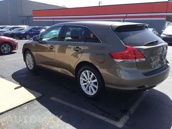 2012 Toyota Venza LE - miniatura 4