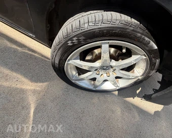 2012 Toyota Yaris LE Hatchback - miniatura 42